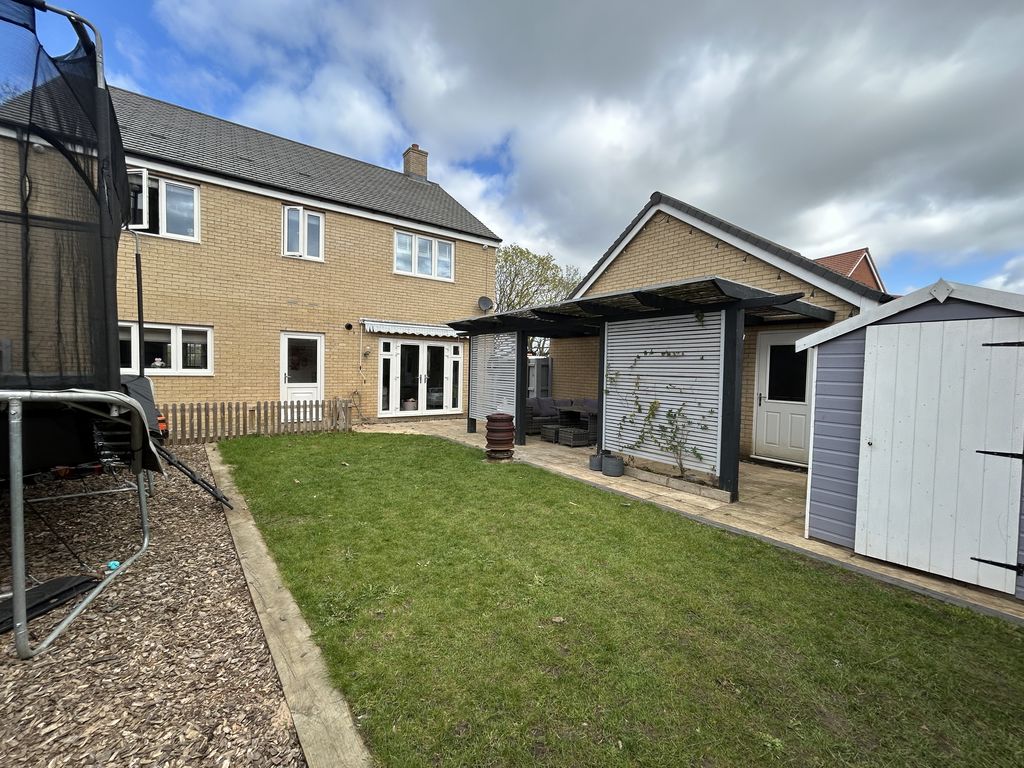 Headley Meadow Shortstown